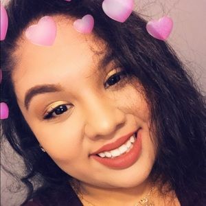 Meet your Posher, Lizbeth